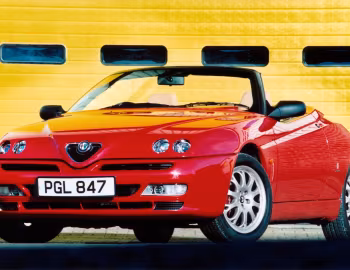 Alfa Romeo Spider 3.0 V6 24V [UK-spec] (916S) '2001–03