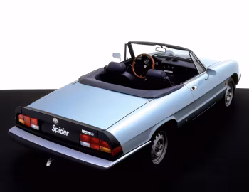 Alfa Romeo Spider (115) '1983–86