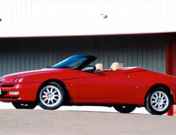 Alfa Romeo Spider 3.0 V6 24V [UK-spec] (916S) '2001–03