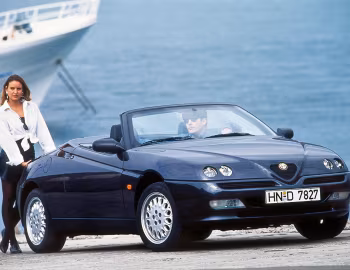 Alfa Romeo Spider (916S) '1995–98