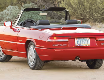 1991–93 Alfa Romeo Spider Veloce [North America] (115.A1) '1990–93