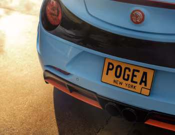 Pogea Racing Zeus (001) '2019