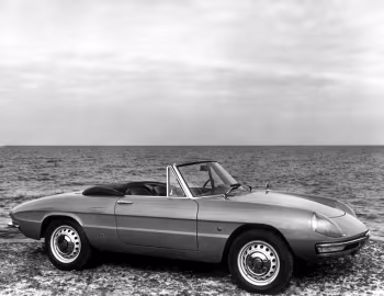 Alfa Romeo Spider 1600 "Duetto" (105.03) '1966–67
