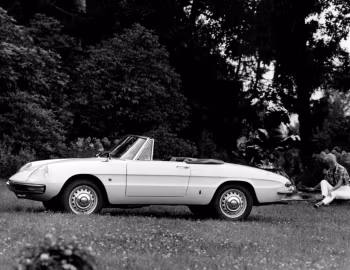 Alfa Romeo Spider 1600 "Duetto" (105.03) '1966–67