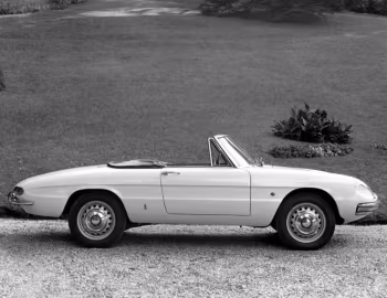 Alfa Romeo Spider 1600 "Duetto" (105.03) '1966–67