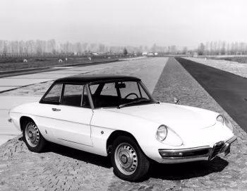 Alfa Romeo Spider 1600 "Duetto" (105.03) '1966–67