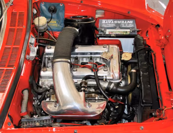 Sous la capuche Alfa Romeo Spider 1600 "Duetto" (105.03) '1966–67