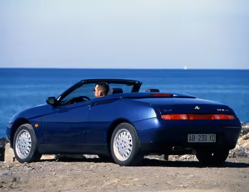 Alfa Romeo Spider (916S) '1995–98
