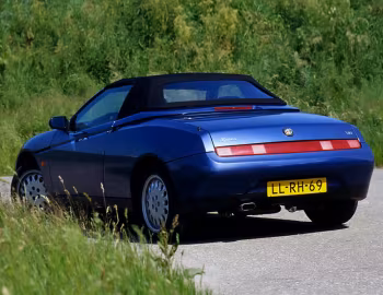 Alfa Romeo Spider (916S) '1995–98