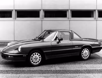 1986–90 Alfa Romeo Spider Quadrifoglio [North America] (115) '1985–90