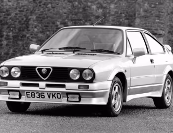 Alfa Romeo Sprint 1.7 Veloce [UK-spec] (902) '1987–89