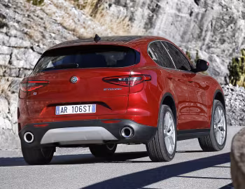 Alfa Romeo Stelvio [Worldwide] (949) '2017–pr.