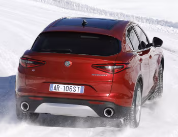 Alfa Romeo Stelvio [Worldwide] (949) '2017–pr.