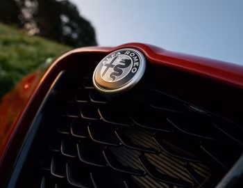 Alfa Romeo Stelvio Veloce Edizione Carbonio [Australia] (949) '2024