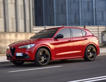 Alfa Romeo Stelvio Estrema (949) '2022