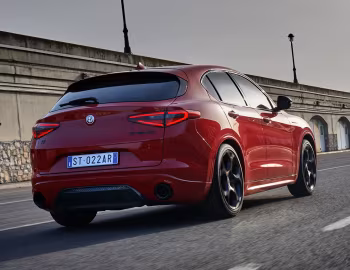 Alfa Romeo Stelvio Estrema (949) '2022