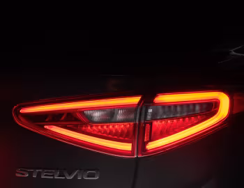 Alfa Romeo Stelvio Estrema (949) '2022
