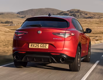 Alfa Romeo Stelvio Intensa [UK-spec] (949) '2025