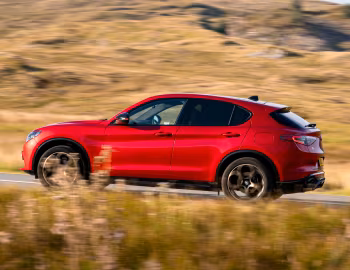 Alfa Romeo Stelvio Intensa [UK-spec] (949) '2025