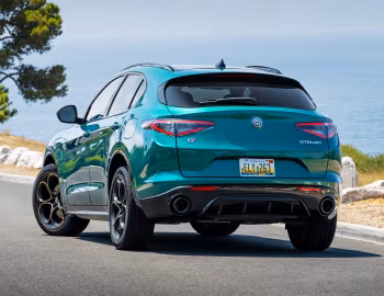 2025 Alfa Romeo Stelvio Intensa [North America] (949) '2025