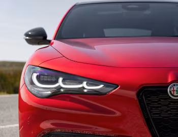 Alfa Romeo Stelvio Intensa [UK-spec] (949) '2025