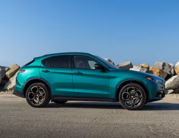 2025 Alfa Romeo Stelvio Intensa [North America] (949) '2025