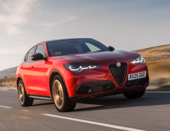 Alfa Romeo Stelvio Intensa [UK-spec] (949) '2025