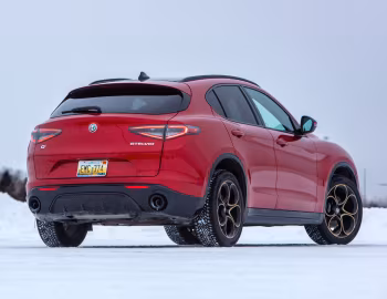 2025 Alfa Romeo Stelvio Intensa [North America] (949) '2025
