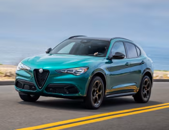 2025 Alfa Romeo Stelvio Intensa [North America] (949) '2025