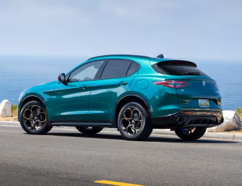 2025 Alfa Romeo Stelvio Intensa [North America] (949) '2025