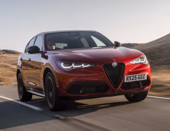 Alfa Romeo Stelvio Intensa [UK-spec] (949) '2025
