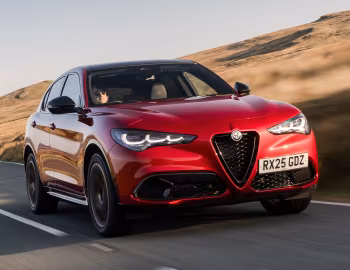 Alfa Romeo Stelvio Intensa [UK-spec] (949) '2025