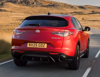 Alfa Romeo Stelvio Intensa [UK-spec] (949) '2025