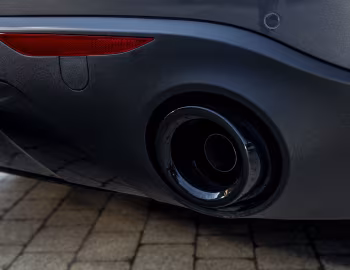Alfa Romeo Stelvio Nero Edizione [UK-spec] (949) '2018–19