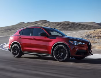 2018–19 Alfa Romeo Stelvio Ti Sport Nero Edizione [North America] (949) '2018–19