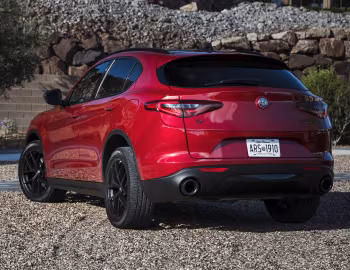 2018–19 Alfa Romeo Stelvio Ti Sport Nero Edizione [North America] (949) '2018–19