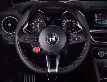 Panneau avant 2018–21 Alfa Romeo Stelvio Quadrifoglio [North America] (949) '2018–21