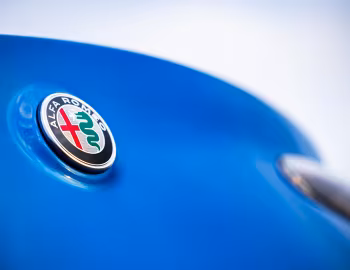 Logo Alfa Romeo Stelvio Quadrifoglio [Japan] (949) '2023–25