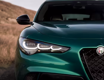 Alfa Romeo Stelvio Quadrifoglio [UK-spec] (949) '2023–25