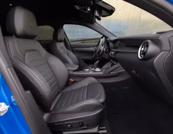 Intérieur Alfa Romeo Stelvio Quadrifoglio [Worldwide] (949) '2023–25