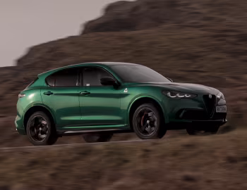 Alfa Romeo Stelvio Quadrifoglio [UK-spec] (949) '2023–25