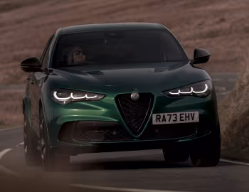 Alfa Romeo Stelvio Quadrifoglio [UK-spec] (949) '2023–25