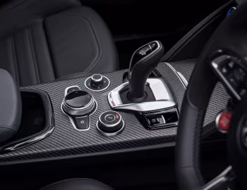 Intérieur Alfa Romeo Stelvio Quadrifoglio [UK-spec] (949) '2023–25