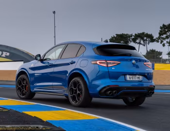 Alfa Romeo Stelvio Quadrifoglio [Worldwide] (949) '2023–25