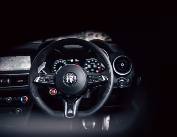 Panneau avant Alfa Romeo Stelvio Quadrifoglio [Japan] (949) '2023–25