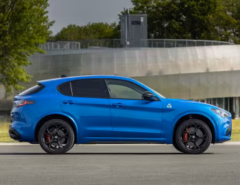 Alfa Romeo Stelvio Quadrifoglio [Worldwide] (949) '2023–25