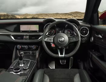Panneau avant Alfa Romeo Stelvio Quadrifoglio [UK-spec] (949) '2018–20