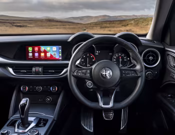 Panneau avant Alfa Romeo Stelvio Sprint [UK-spec] (949) '2020–pr.