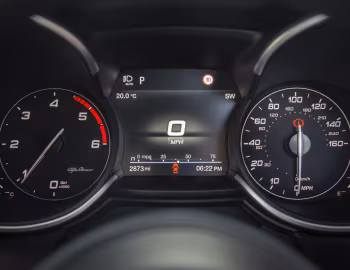 Tableau de bord Alfa Romeo Stelvio Sprint [UK-spec] (949) '2020–pr.