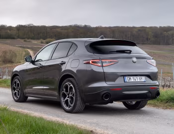 Alfa Romeo Stelvio Sprint (949) '2023–pr.